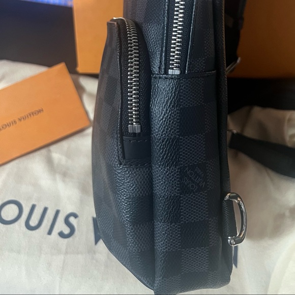 ~ SOLD PENDING Louis Vuitton LV Avenue Sling Bag - Picture 3 of 10